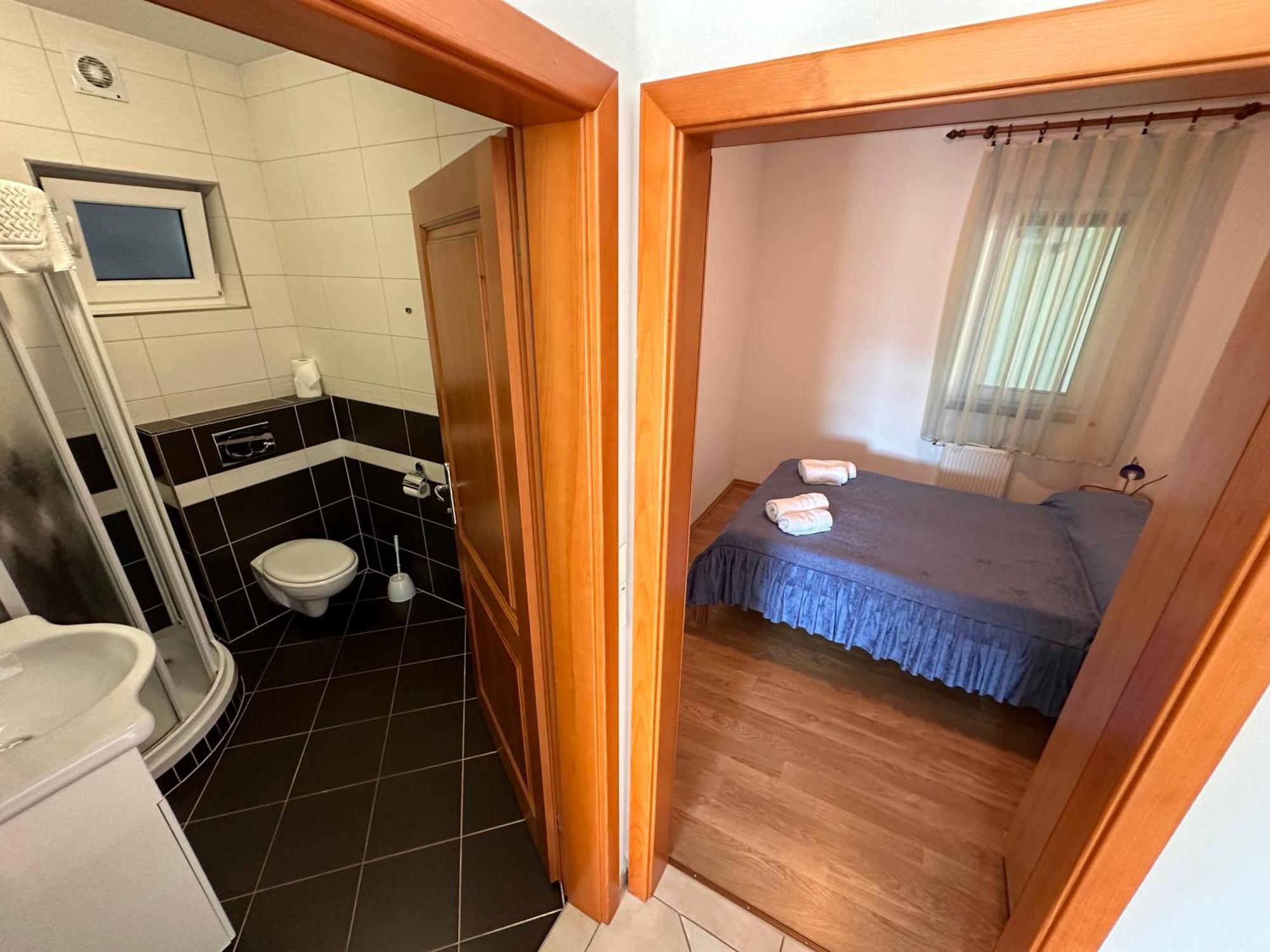 Apartments Suster Stari Trg ob Kolpi المظهر الخارجي الصورة