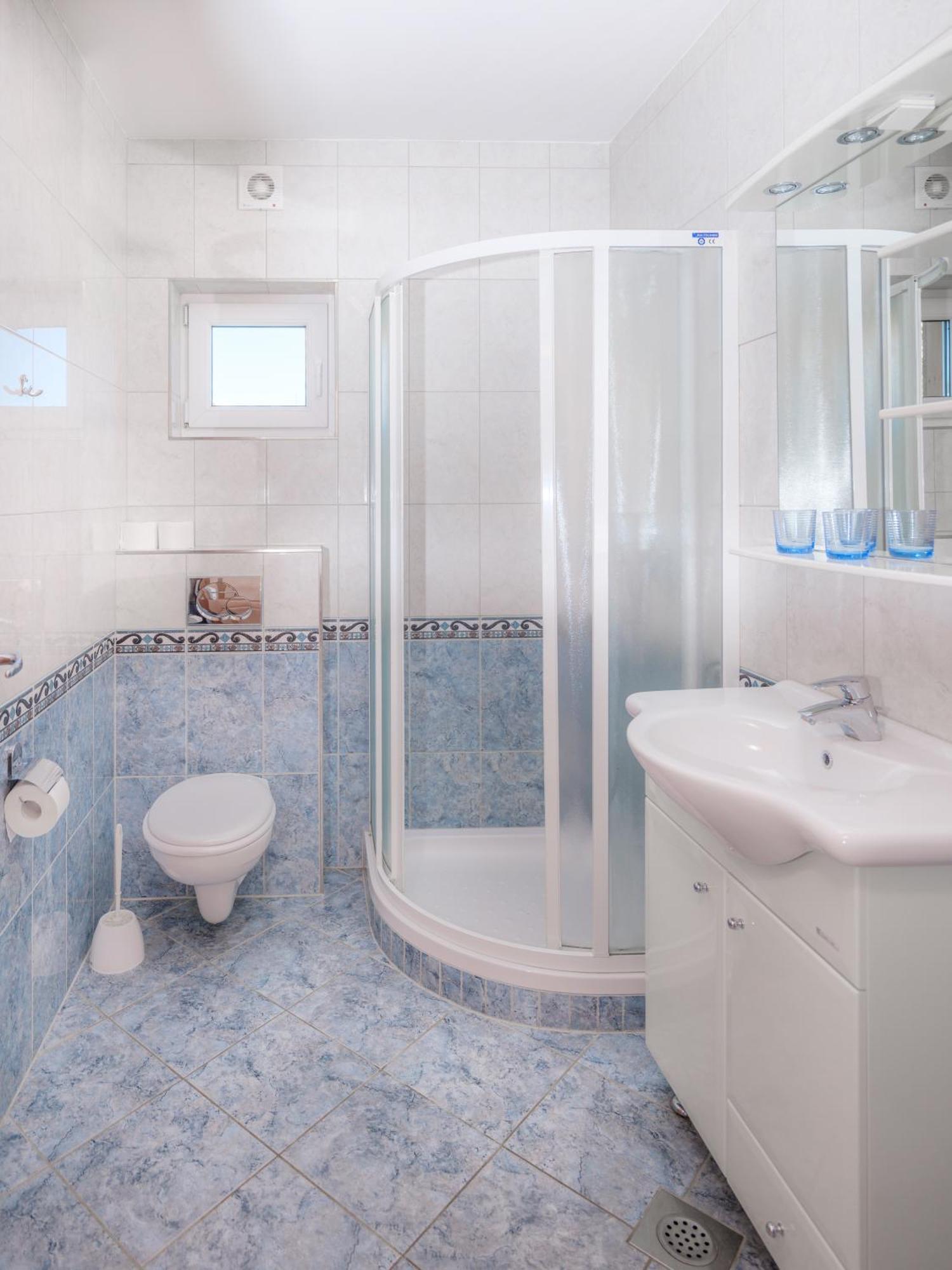 Apartments Suster Stari Trg ob Kolpi المظهر الخارجي الصورة