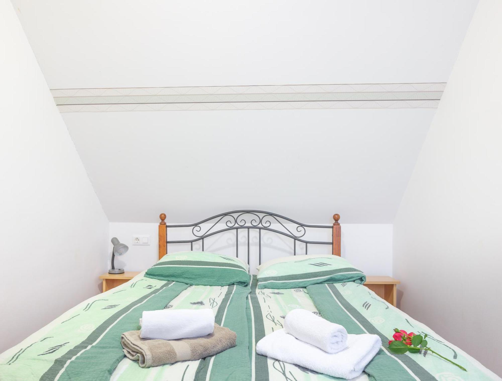 Apartments Suster Stari Trg ob Kolpi الغرفة الصورة