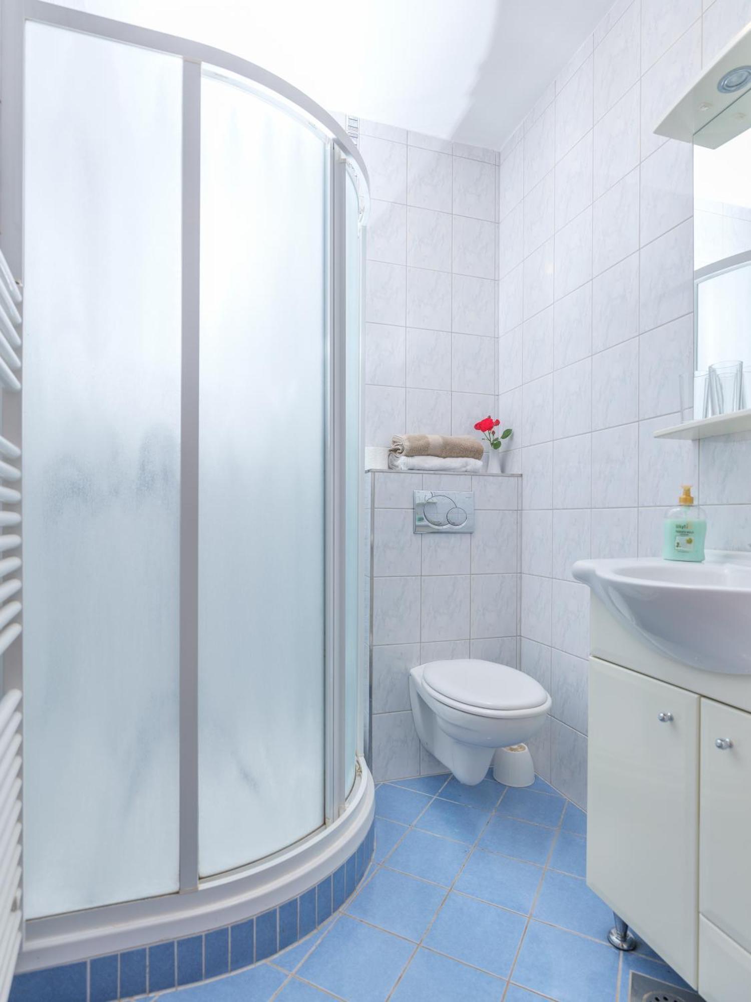 Apartments Suster Stari Trg ob Kolpi الغرفة الصورة